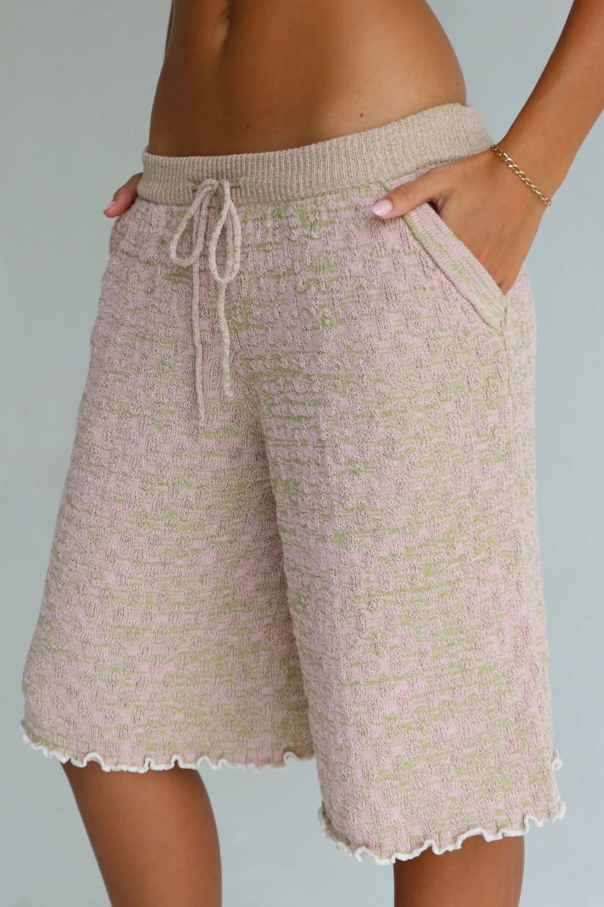 BERMUDA SHORTS