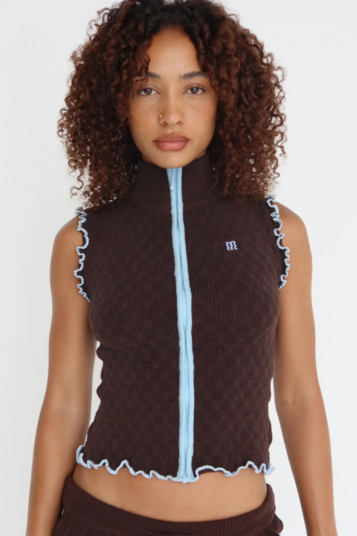 MAGNOLIA ZIP TOP