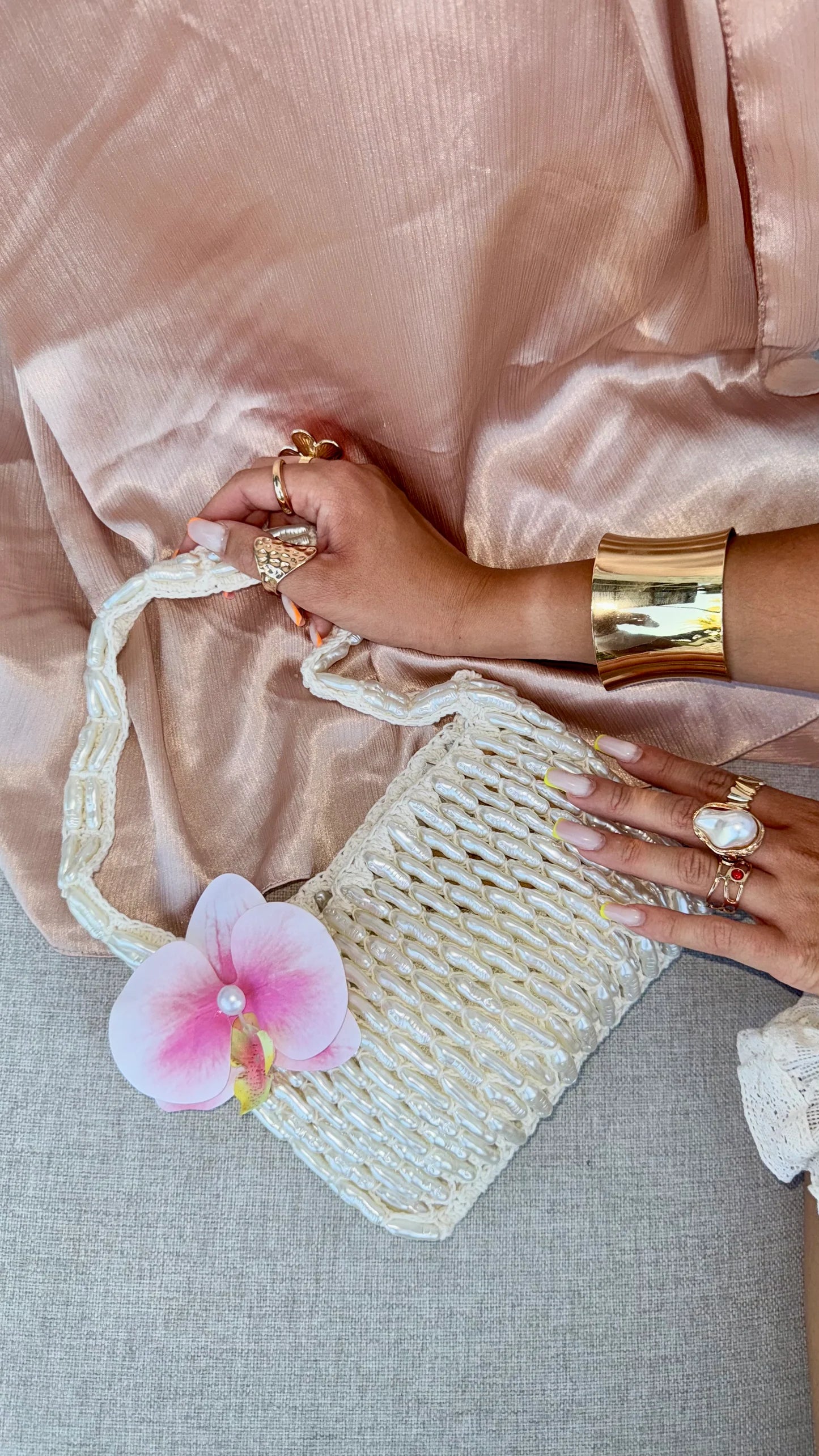 STELLA - FRESHWATER PEARL HANDBAG