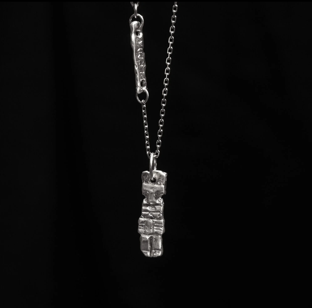 TOTEM - pendant